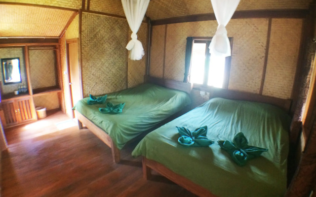 Pai Country Hut