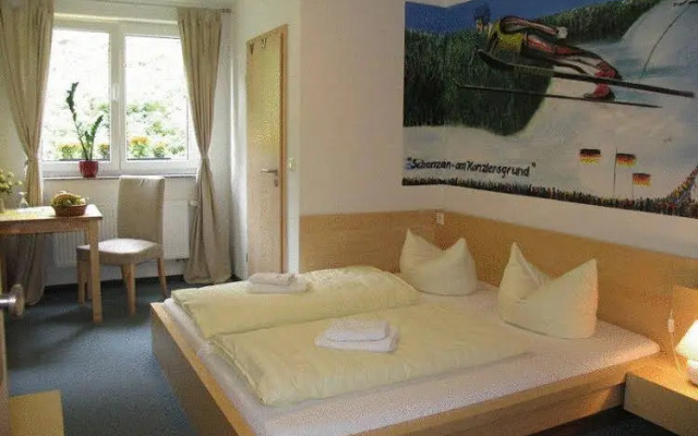 Hotel & Gasthaus Sterngrund