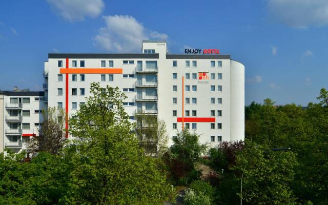 Отель Enjoy Hotel Berlin City Messe Германия, Берлин - - забронировать отель Enjoy Hotel Berlin City Messe, цены и фото номеров вид на фасад