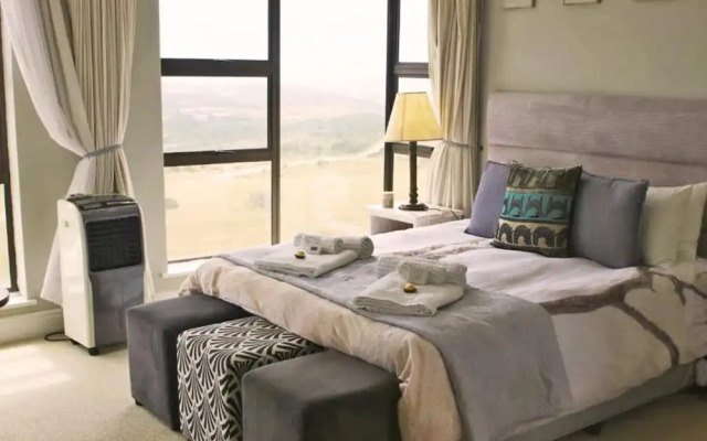 Fly me to the Moon Guest House