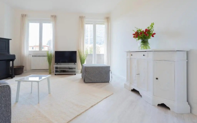 Acqua Chiara Apartment by Rent all Como