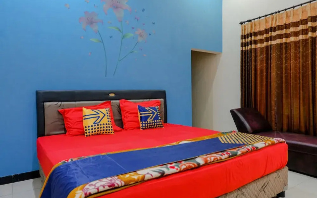 Hotel Dewi by OYO Rooms
