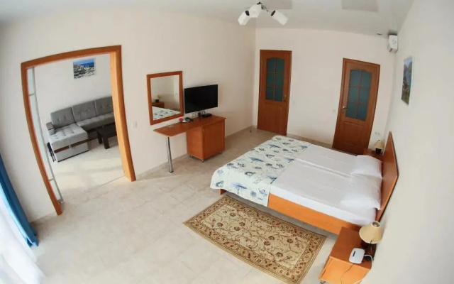 Aniri Inn