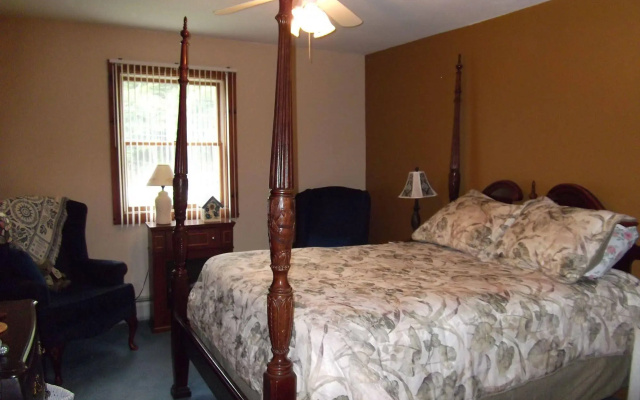 Bears Lair Inn