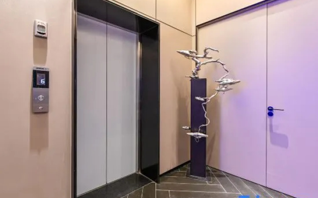 RIGHT Hotel (Beijing Guomao SKP Center)