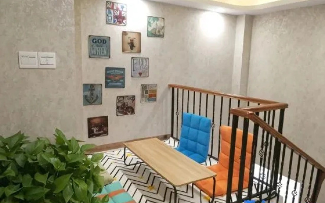 Mingxing Theme Hotel (Railway Station)