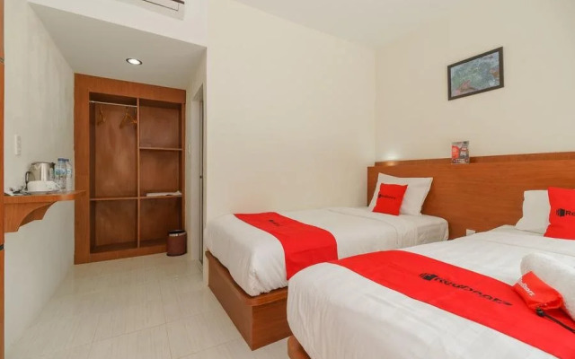 RedDoorz Premium near Anoi Itam Beach Sabang