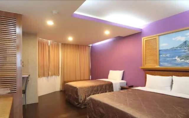 Xinyu Holiday Inn