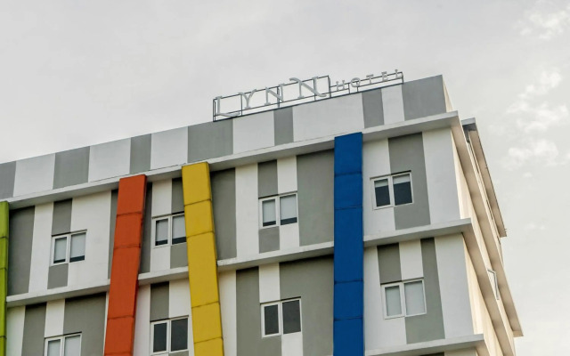 LYNN Hotel Serang