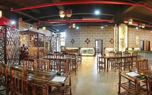 Meiju Electro-sports Hotel
