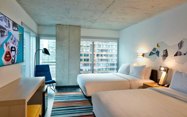 Aloft Chicago Mag Mile