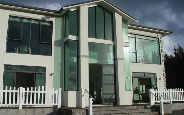 Silverdale Hilltop Lodge