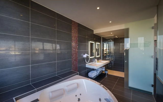 Hotel Athena Spa