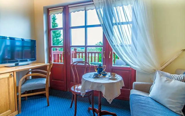 Hotel Dwa Księżyce