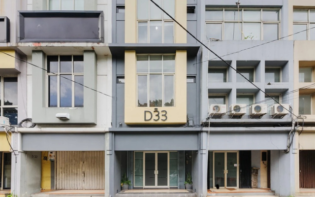 Urbanview Syariah Kost D33 Hutan Kota Srengseng