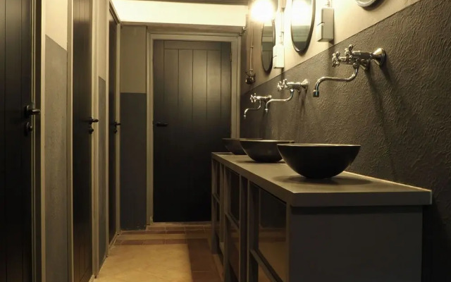 Luxurious Holiday Home in Enkhuizen With Parking