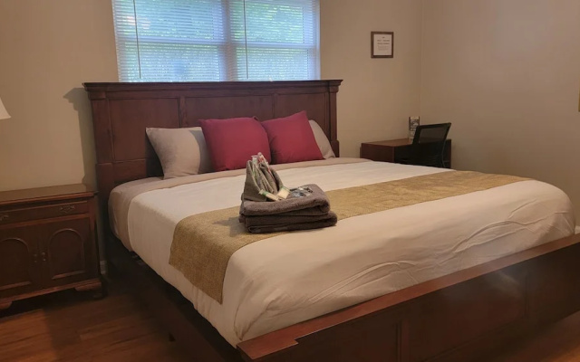 The Kings Retreat