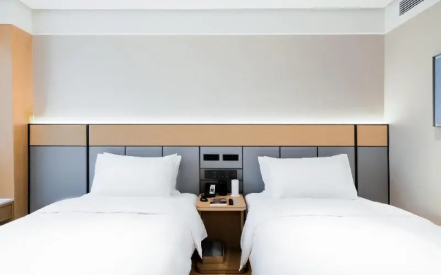 Ji Hotel (Chendu 339 Xinhong Road)