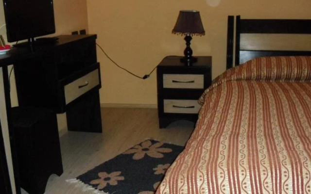Guesthouse Bujtina Leon
