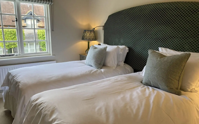 Grosvenor Apartments - PoshPads