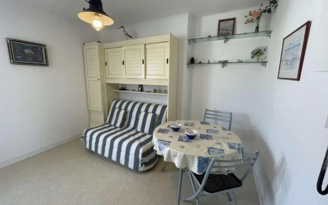 Appartement Notre-Dame-de-Monts, 1 pièce, 2 personnes - FR-1-224C-83