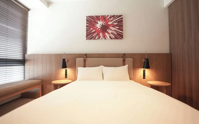 CINQS Hotel