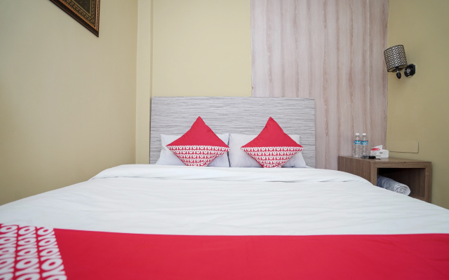 OYO 736 Hotel Best Skip