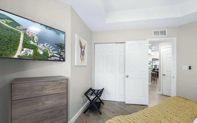Emerald Bay Oasis Sleeps 6!