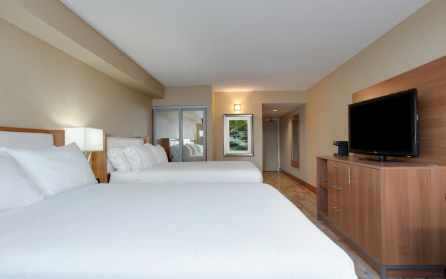 Holiday Inn Express & Suites Fredericton by IHG