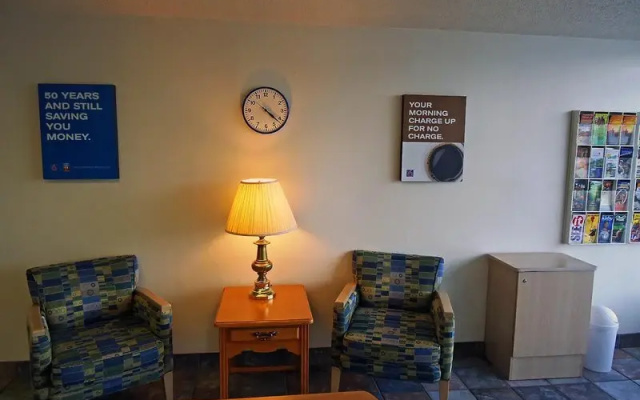 Motel 6 Van Buren