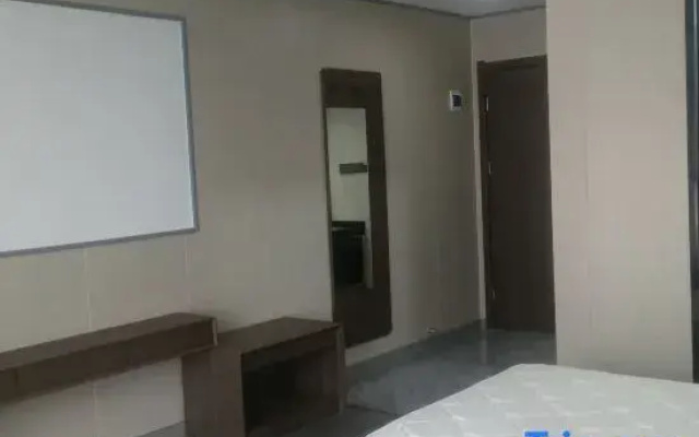 Queshan Nok Hotel