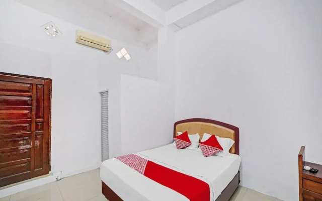 Sepakat Guest House by OYO Rooms