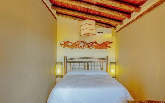 Beautiful Rustic House w/ Pool in Garopaba Egf000