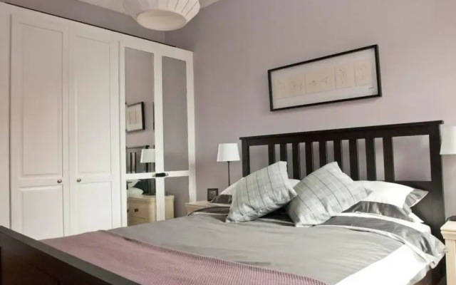 3 Bedroom Home In Bonnie Bruntsfield