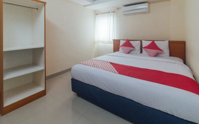 OYO 1448 Mangga Dua Guest House