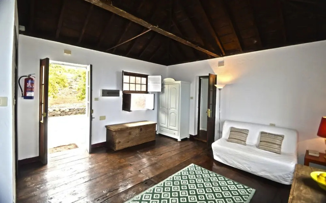 Casa Rural Herenio by Isla Bonita