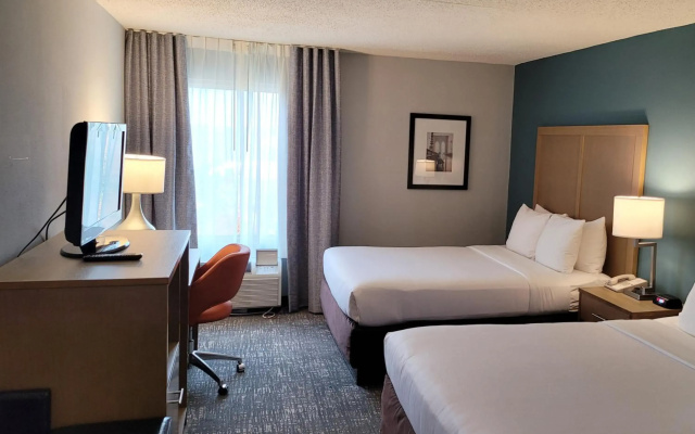 Comfort Inn & Suites Alexandria West