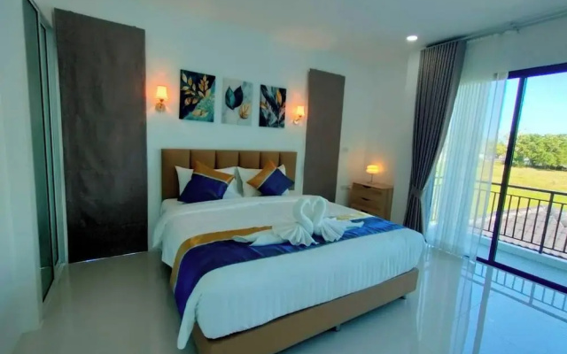 Jitvirat Pool Villa