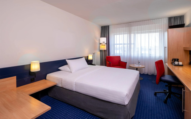 IntercityHotel Frankfurt Airport Terminal 3