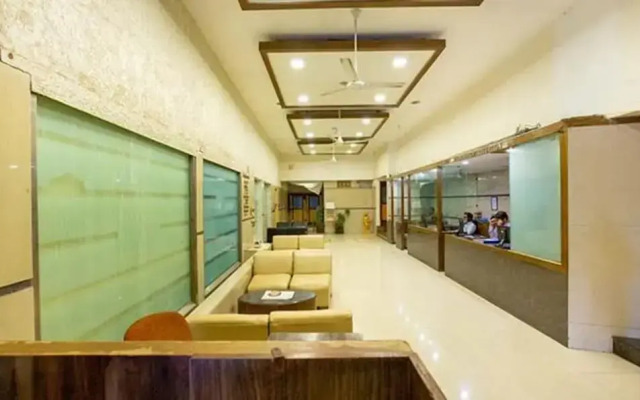 Sukh Hotel