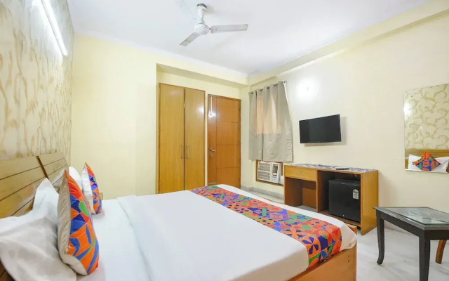 FabHotel Vagmi- 900m from Sikanderpur Metro Station Gurgaon