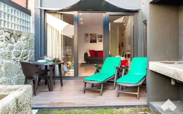 Bianc1 · Light-Filled Apartment With Garden Downtown