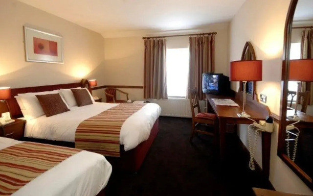 Killarney Court Hotel