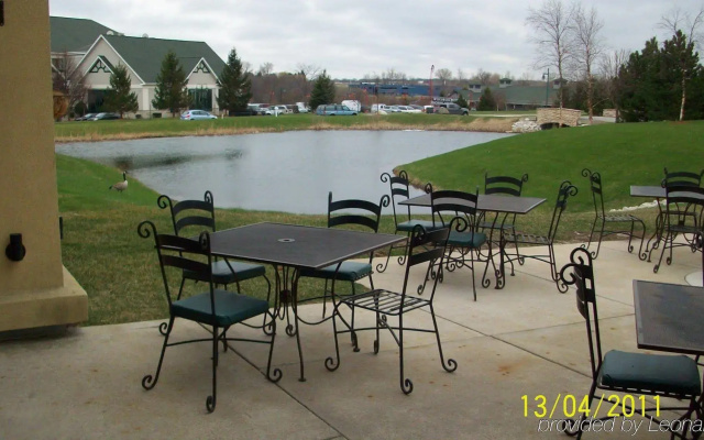 Holiday Inn Pewaukee - Milwaukee West by IHG