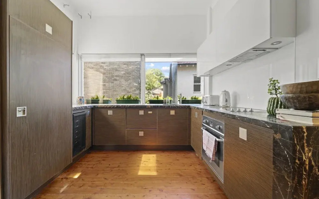 Art Deco Style Apartment