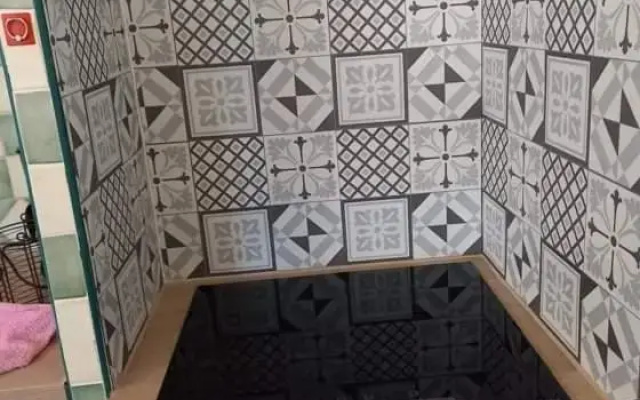 Studio dans villa calme à 15km de Cannes