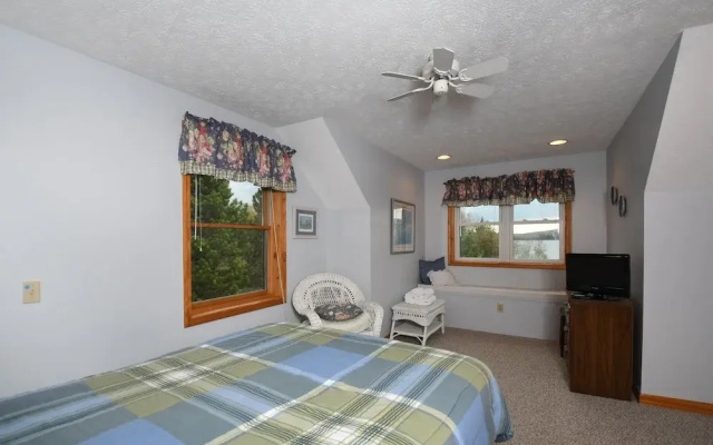 At Last 6 Bedroom House