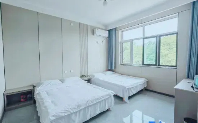 Yuetu Hotel