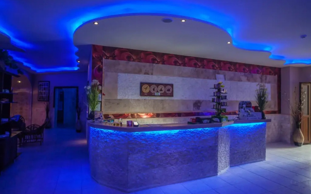 Отель Xeno Eftalia Resort 