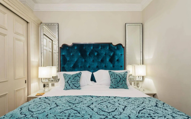 The Apartments by The Sloane Club